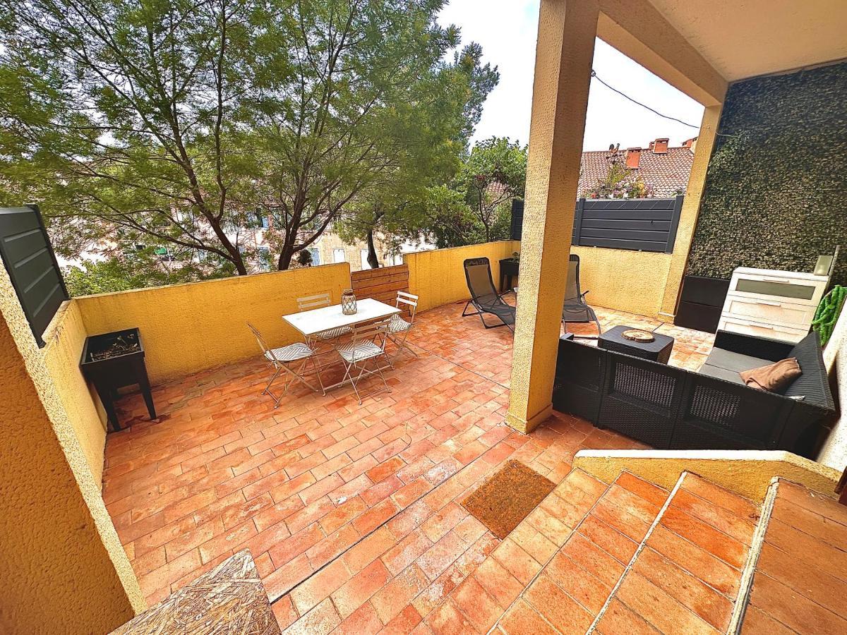 Appartement Proche Mer Avec Terrasse Et Jardin Privatif Hyères Exterior foto
